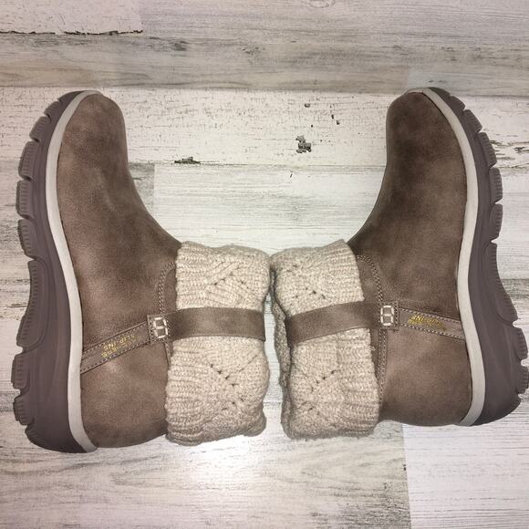Skechers Taupe Ankle Boots with Knit Cuff
New w/o Tags! - Picture 8 of 9